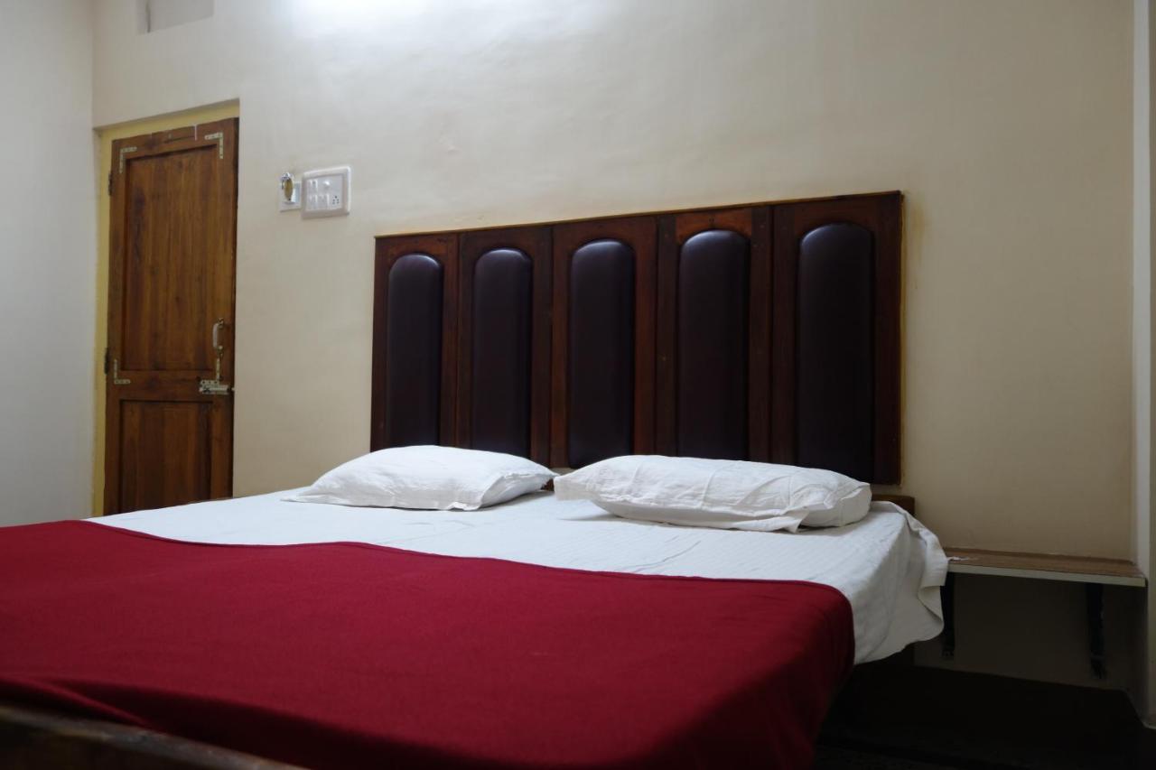 Hotel Hcb Brahmapur 외부 사진